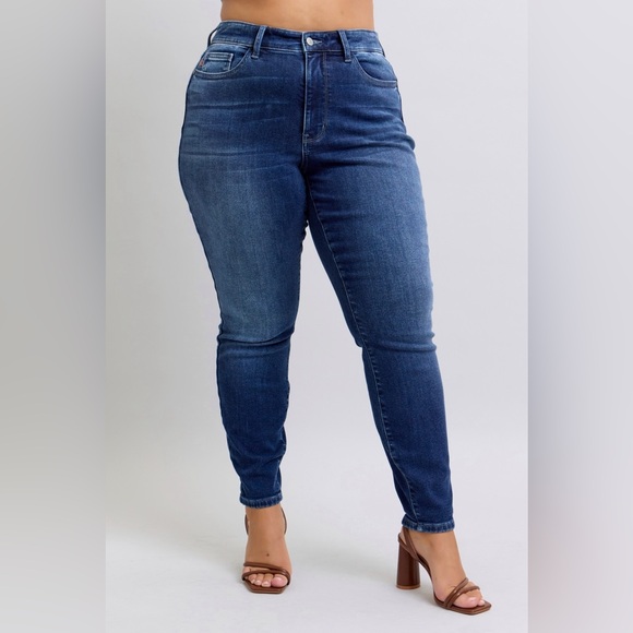 Judy Blue Full Size Washed Thermal Skinny Jeans Plus Size - Picture 6 of 9